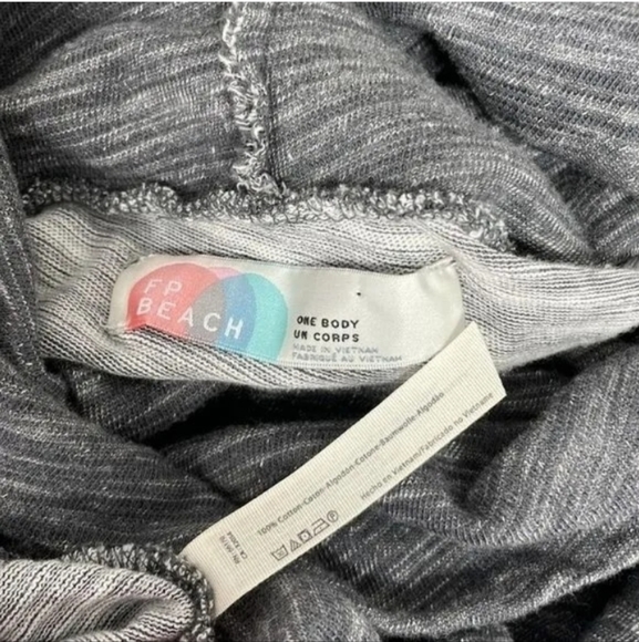 FP Beach Sweater Dress Turtleneck Long Sleeve Midi Grey Size One Body (EUC) - Picture 5 of 11